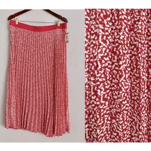 Vince Camuto Midi Skirt Size XL Pleated Red Pink Girly Feminine Polka Dots
